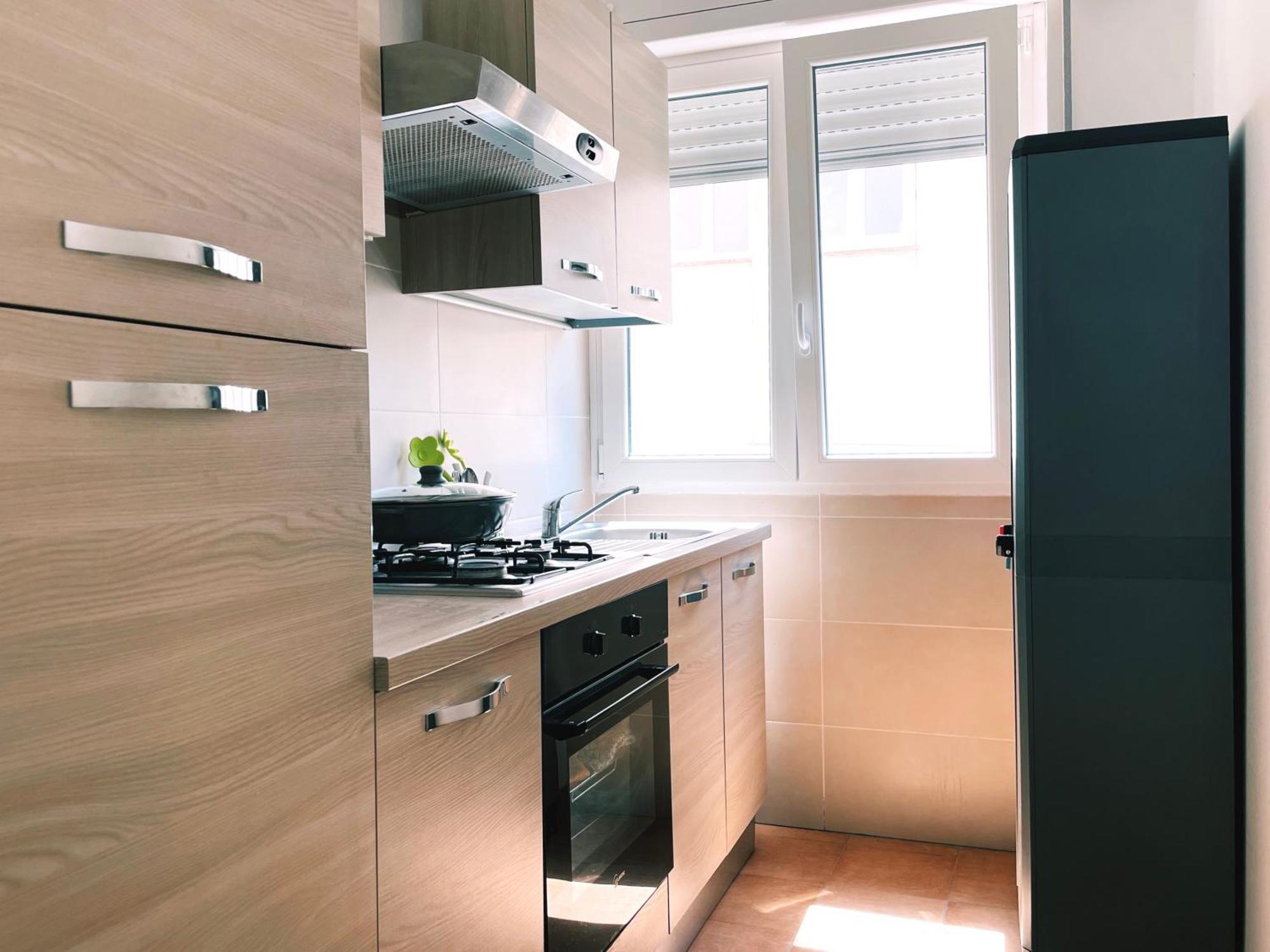 Appartamento con 2 Camere da Letto e Balcone